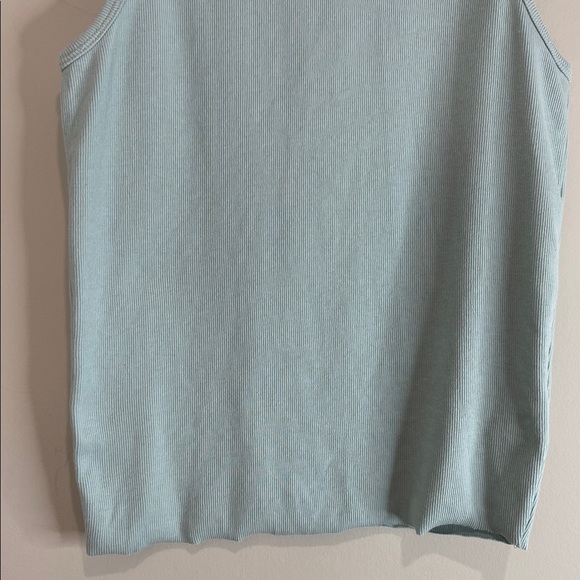 Aritzia TNA HomeStretch Rib Crew Tank Top Sage Green Racerback Crewneck L - Picture 4 of 10